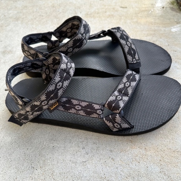 Teva Sandals Men Size 12 Original Universal Water Resistant Hiking Camping - Picture 3 of 14